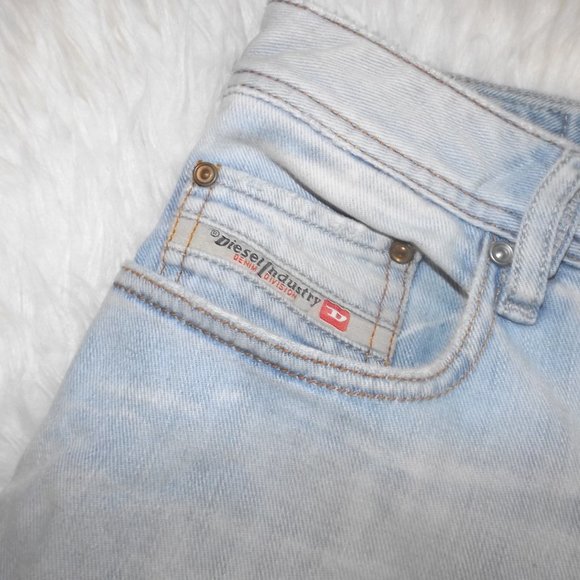 Vintage Diesel Industries jeans light blue (32) - Picture 2 of 6